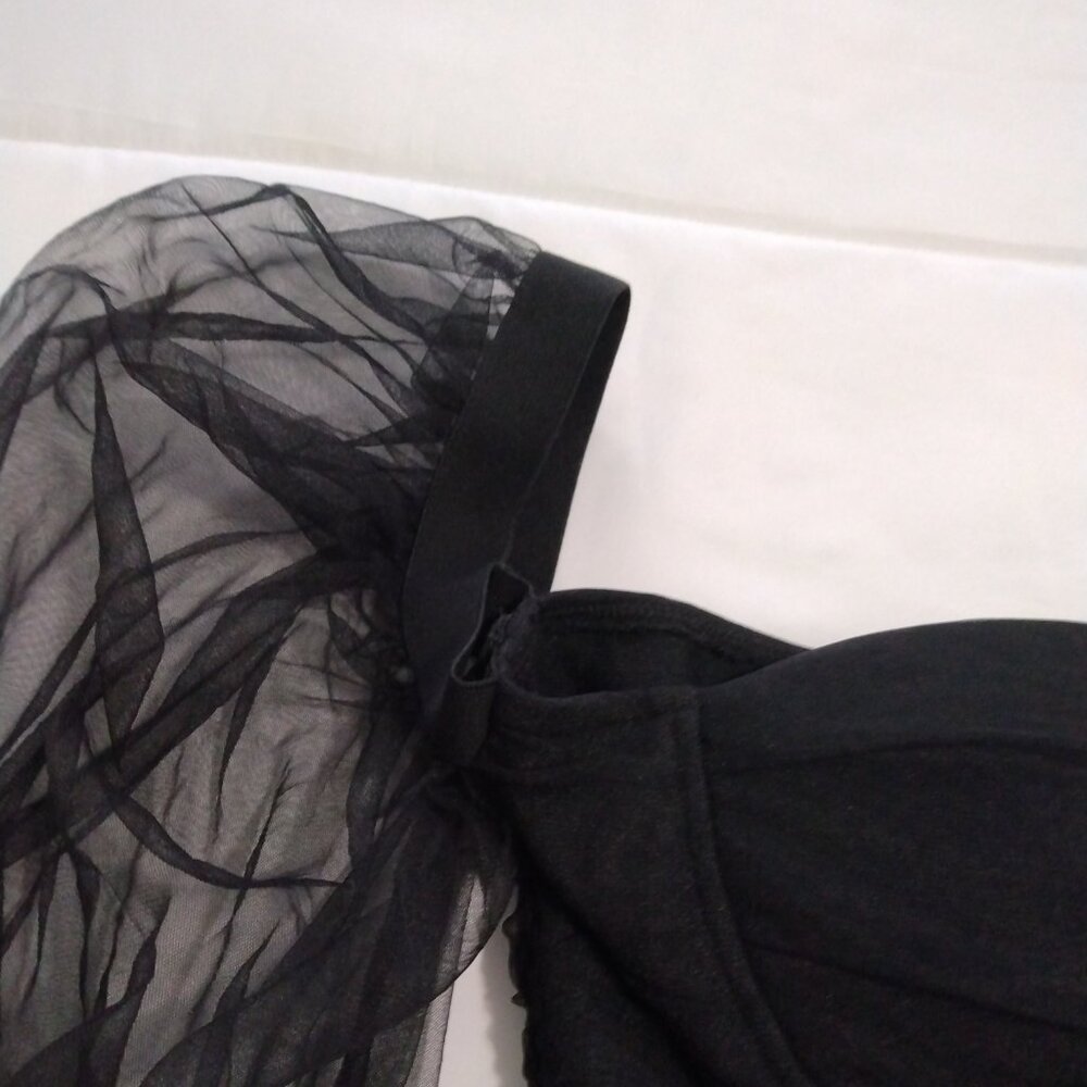 Dress - Picture 6 of 6